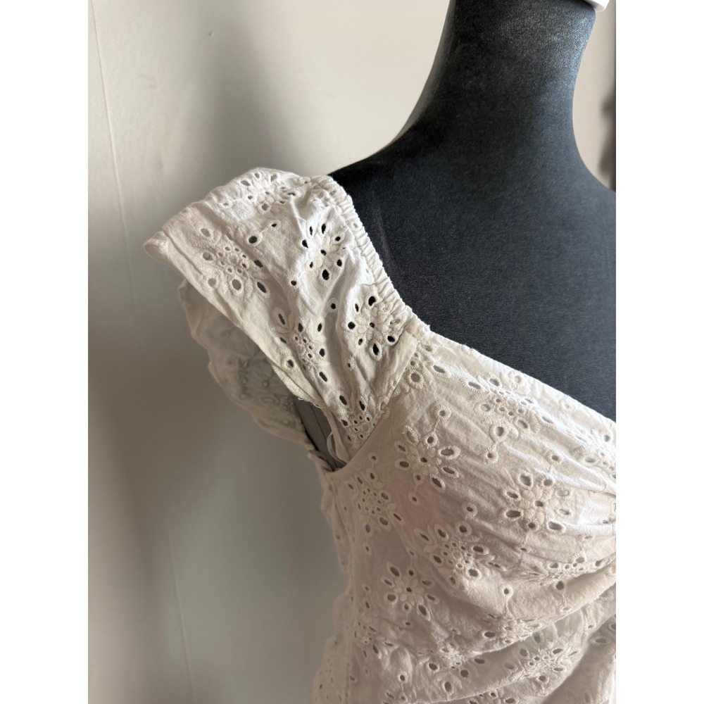 White Eyelet Lace Tie Front Crop Top Smocked Back Boho milkmaid Regencycore - Picture 4 of 12